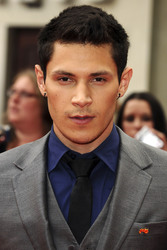 Alex Meraz