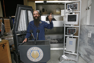 Martin Netter in seinem Filmwelt Center Lauenau