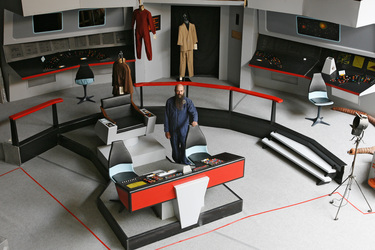 Martin Netter auf der Brücke vom Raumschiff Enterprise aus 'Star Trek: The Original Series'