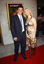 Joshua Feinman, Elle Travis