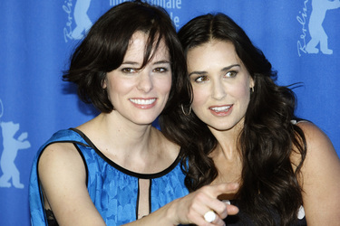 Parker Posey, Demi Moore