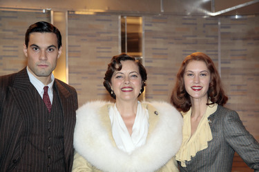 Maximilian Simonischek, Greta Scacchi, Lauren Lee Smith