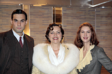 Maximilian Simonischek, Greta Scacchi, Lauren Lee Smith