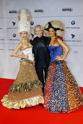 Yvonne Hölzel, Hermann Bühlbecker