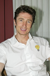 Dominic Keating