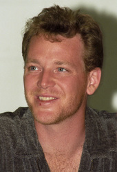 Robert Duncan McNeill