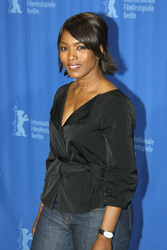 Angela Bassett