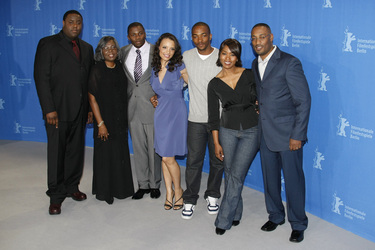 Jamal Woolard, Violetta Wallace, Derek Luke, Antonique Smith, Anthony Mackie, Angela Bassett, George Tillman Jr.