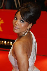 Angela Bassett