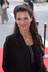 Julia Ormond