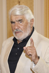 Mario Adorf
