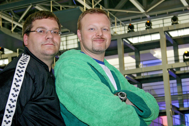 Elton, Stefan Raab