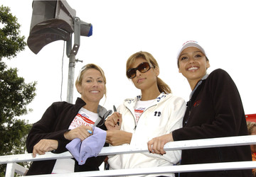 Sheryl Crow, Eva Mendes, Jessica Alba