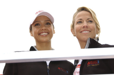 Jessica Alba, Sheryl Crow