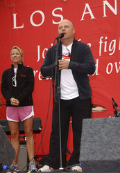 Sheryl Crow, Michael Chiklis