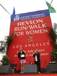 Sheryl Crow, Michael Chiklis