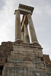 Tempio di Saturno / Tempel des Saturn