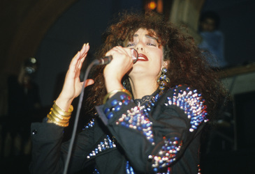 Showcase von Scarlett Fantastic in London