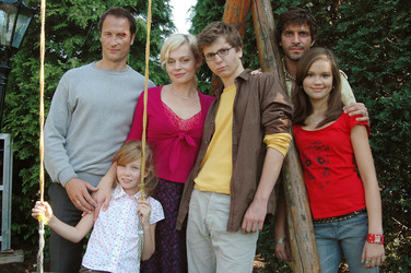 Markus Knüfken, Susanna Simon, Stefan Miess, Pasquale Aleardi, Emilia Schüle, Kara McSorley