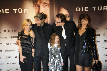 Heike Makatsch, Mads Mikkelsen, Valeria Eisenbart, Anno Saul, Jessica Schwarz
