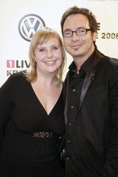 Matthias Opdenhövel mit Begleitung