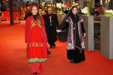 Rana Azadivar, Merila Zareibarzi