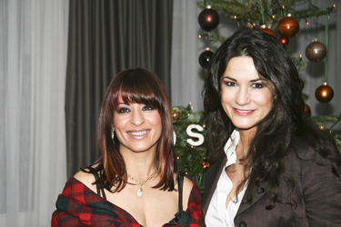 Mahnaz Hagen, Mariella Ahrens