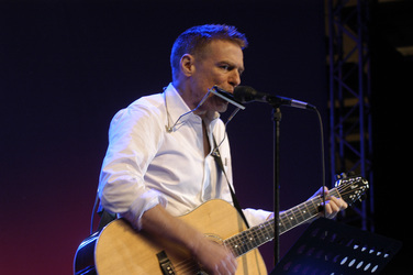 Bryan Adams