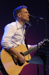 Bryan Adams