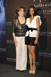 Sigourney Weaver, Zoe Saldana