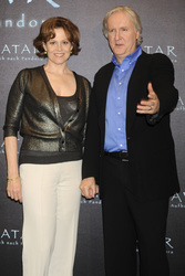 Sigourney Weaver, James Cameron