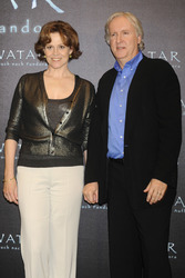 Sigourney Weaver, James Cameron