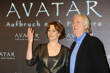 Sigourney Weaver, James Cameron