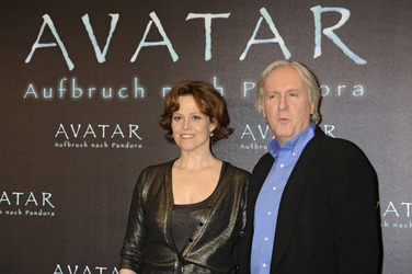 Sigourney Weaver, James Cameron