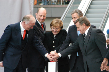 Günter Verheugen, Wolfgang Tiefensee, Angela Merkel, Klaus Wowereit, Hartmut Mehdorn