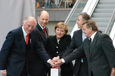 Günter Verheugen, Wolfgang Tiefensee, Angela Merkel, Klaus Wowereit, Hartmut Mehdorn