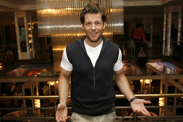 Jamie Bamber