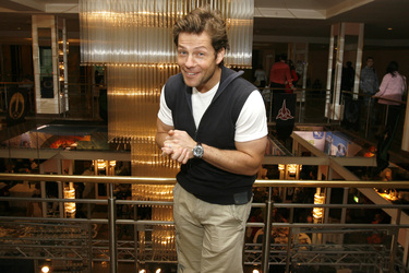 Jamie Bamber