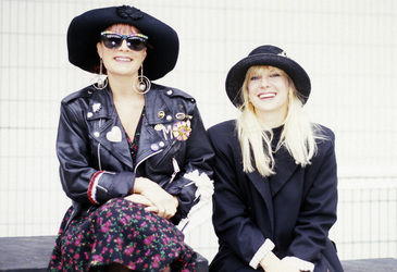 Photoshooting mit Voice of the Beehive in London