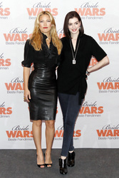 Kate Hudson, Anne Hathaway