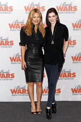 Kate Hudson, Anne Hathaway