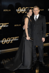 Satsuki Mitchell, Daniel Craig