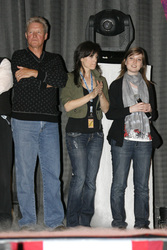 Bruce Boxleitner, Leah Cairns, Nicki Clyne