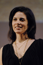 Leah Cairns