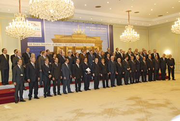 Angela Merkel mit EU Politikern und Regierungschefs