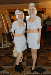 Das Fünfte Element Fans - Raumschiff Stewardessen