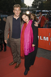 Sebastian Bezzel, Eva Mattes