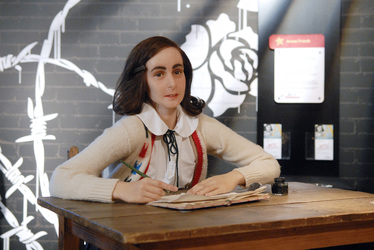 Anne Frank bei Madame Tussauds Berlin