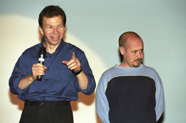 Max Grodénchik, Aron Eisenberg
