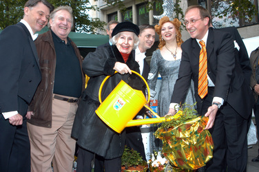 Klaus Sonnenschein, Edith Hancke, Klaus-Dieter Gröhler, 'Comedian Harmonists treffen Frau Luna'-Ensemble
